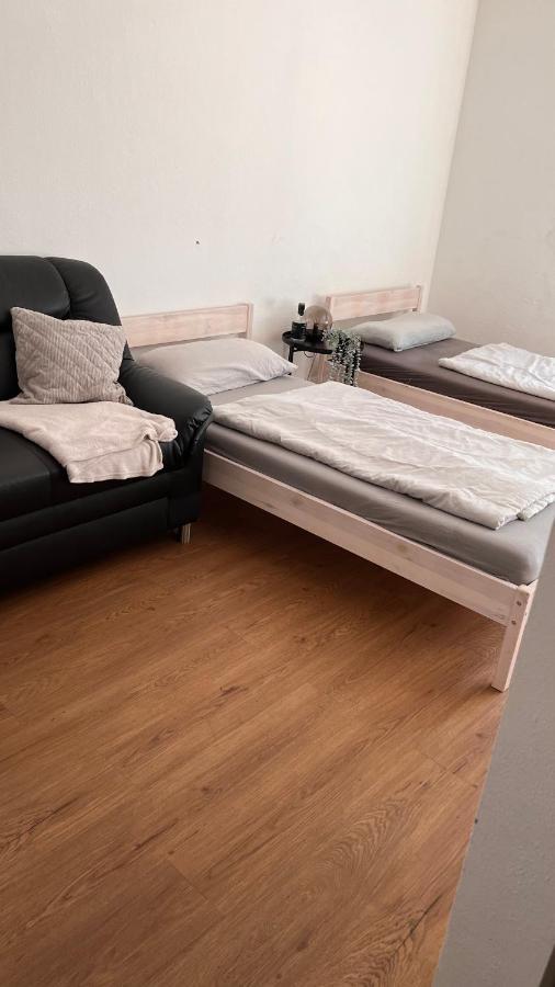 Ferienwohnung In Top Lage Von Aalen Exteriör bild
